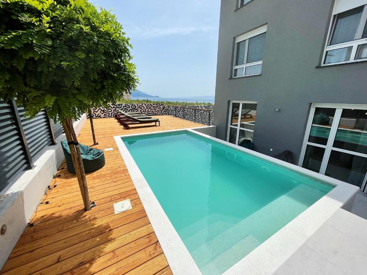 ספליט Cozy Seaside Apartment With Pool & Terrace מראה חיצוני תמונה