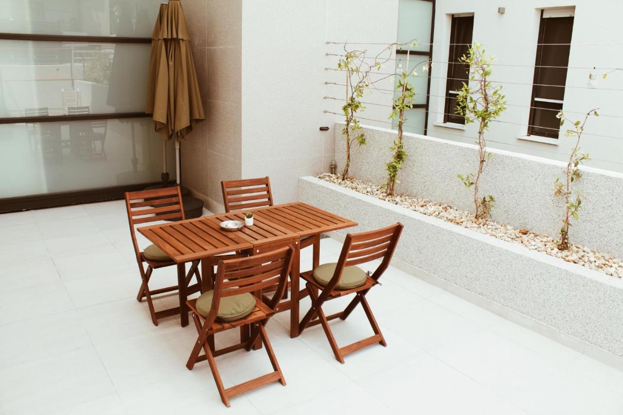 ספליט Cozy Seaside Apartment With Pool & Terrace מראה חיצוני תמונה