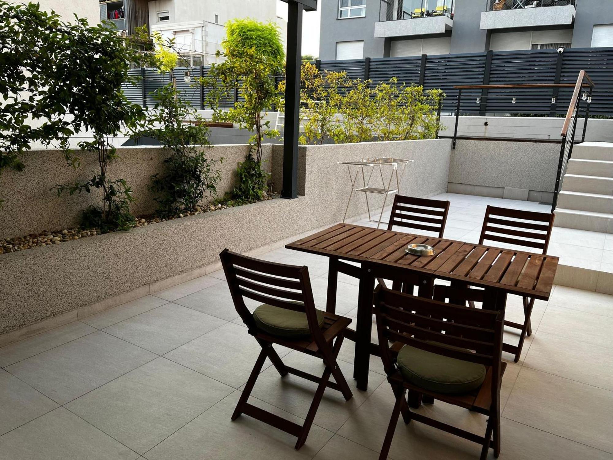 ספליט Cozy Seaside Apartment With Pool & Terrace מראה חיצוני תמונה